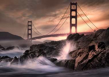 golden gate bridge at sunset