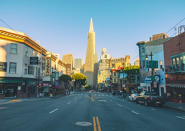 San Francisco street view with Transamerica Pyramid