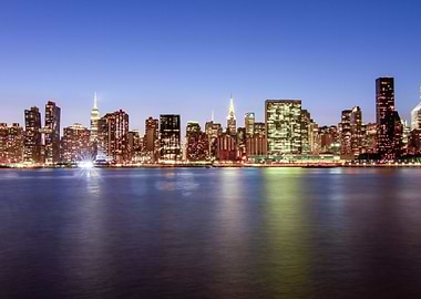 new york city skyline at night