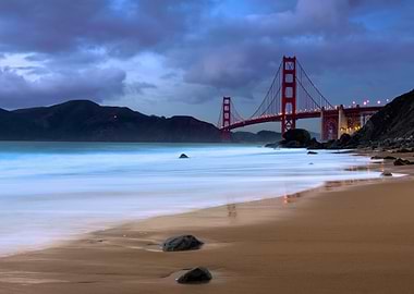 golden gate bridge at dusk