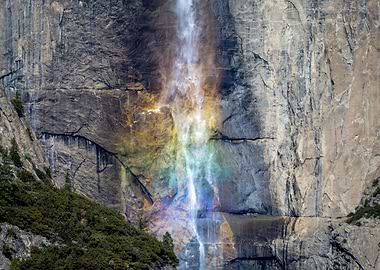 rainbow waterfall in yosemite national park