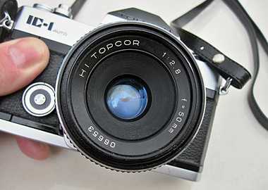 Vintage Hi Topcor IC-1 Auto Camera