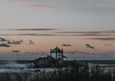 Capela do Senhor da Pedra at sunset
