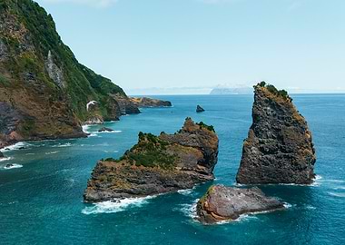 Coastal Cliffs and Turquoise Ocean View