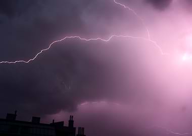 Dramatic city lightning