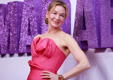 Renée Zellweger in Pink Dress