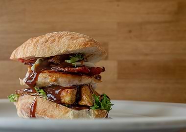 Delicious Chicken and Bacon Sandwich
