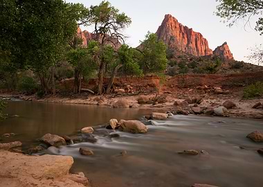 River flowing through Zion National Park