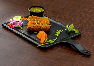 Seekh Kebab Platter with Green Chutney