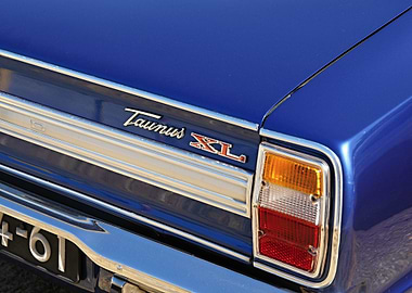 Blue Taunus XL Car Detail
