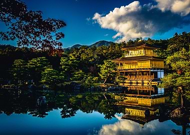 Kinkaku-ji Temple Reflection