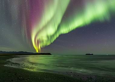 Aurora over Icelandic Beach