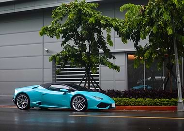 Turquoise Lamborghini Huracan Spyder