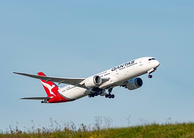 Qantas Boeing 787-9 Taking Off