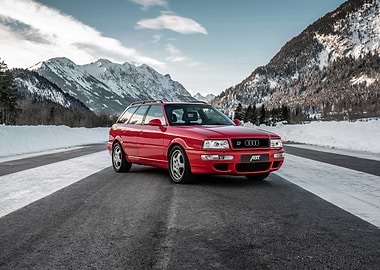 Red Audi RS2 Avant in Winter