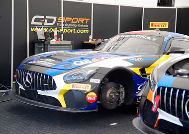 Mercedes-AMG GT4 Race Car