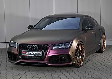 Audi RS7 with Color-Shifting Paint