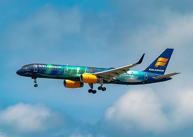 Famous Boeing 757 with aurora borealis design