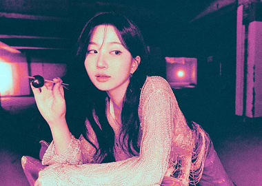 Haewon NMIXX “Fe3O4: STICK OUT”