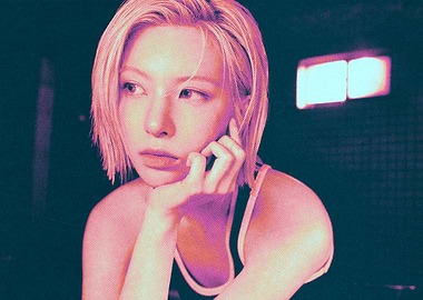 Bae NMIXX “Fe3O4: STICK OUT”