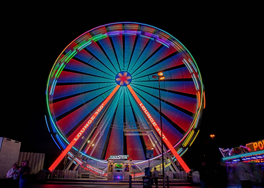 Colorful Ferris Wheel at Night