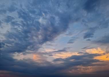 Dramatic Cloudy Sky at Sunset