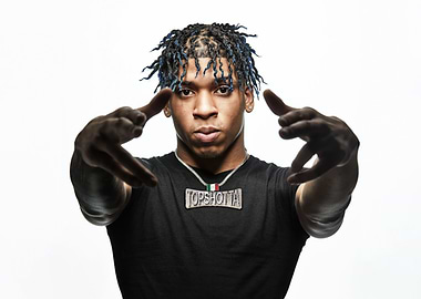 NLE Choppa Portrait with Top Shotta Chain