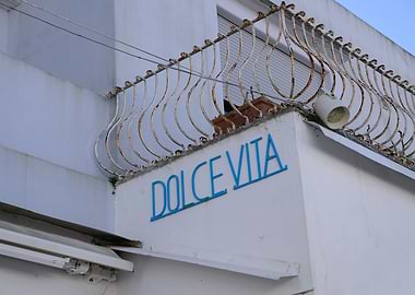 Dolce Vita Balcony Dream 1