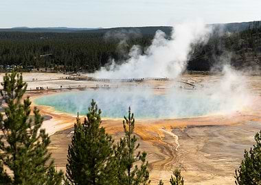 Grand Prismatic Spring in Yellowstone