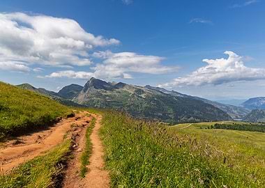 Mountain Trail with Scenic Vista - Cima Costazza - Italy