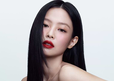 Glamorous jennie with Red Lipstick