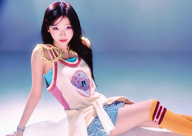 stella babymonster in Fashionable Outfit