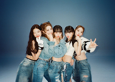 le sserafim K-Pop Idols Posing in Denim Outfits