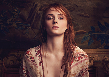 Sophie Turner in Floral Kimono