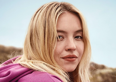 Sydney Sweeney in Pink Hoodie