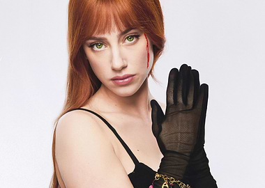 lili reinhart with red streak on face