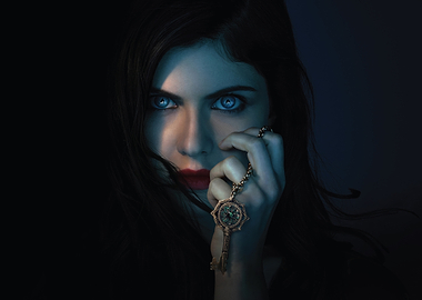 Alexandra Daddario with blue eyes and key necklace