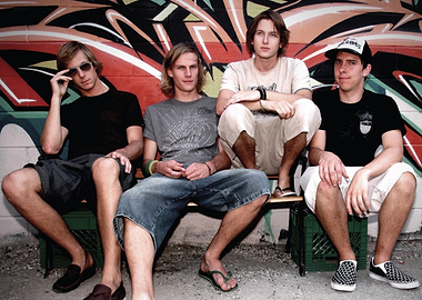 current swell brench wall