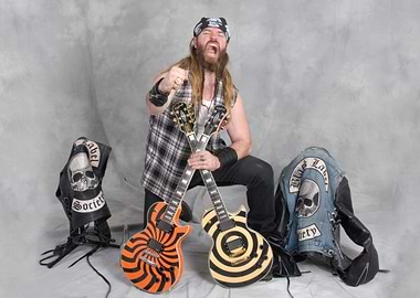 zakk wylde Heavy Metal Rocker with Guitars