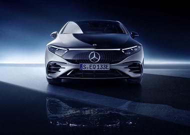 Mercedes-Benz EQE Front View