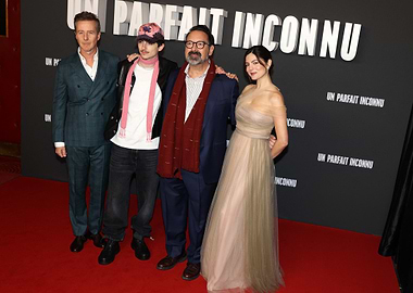 Movie Premiere Cast Pose