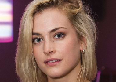 Close-up of a blonde Stefanie Martini