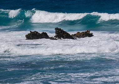 Waves crashing on rocks, Atlantic ocean