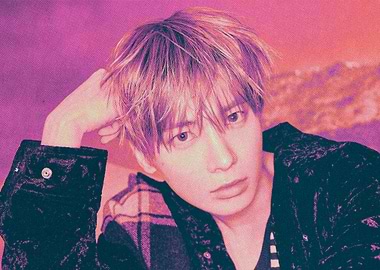 Taehyun TXT “7TH YEAR: A Moment of Stillness in the Thorns”