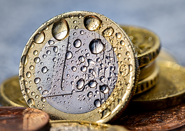 Water Droplets on one Euro Coin
