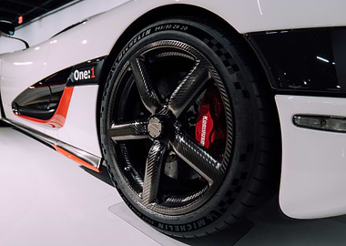 Koenigsegg One:1 Carbon Fiber Wheel and Brake