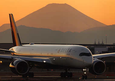 Mount Fuji Twilight Silhouette at Haneda Airport