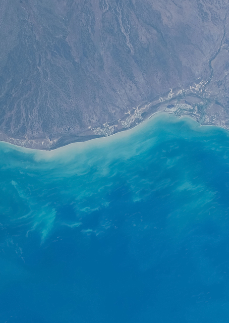 Body of water / PLATINA