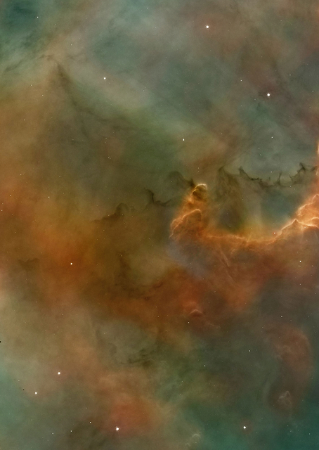 Carina Nebula Clouds / PLATINA