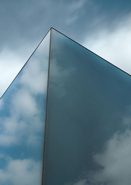 The Mirror / PLATINA